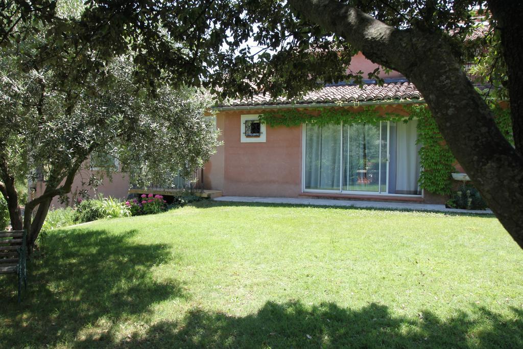 Amour Provence Seguret Exterior photo
